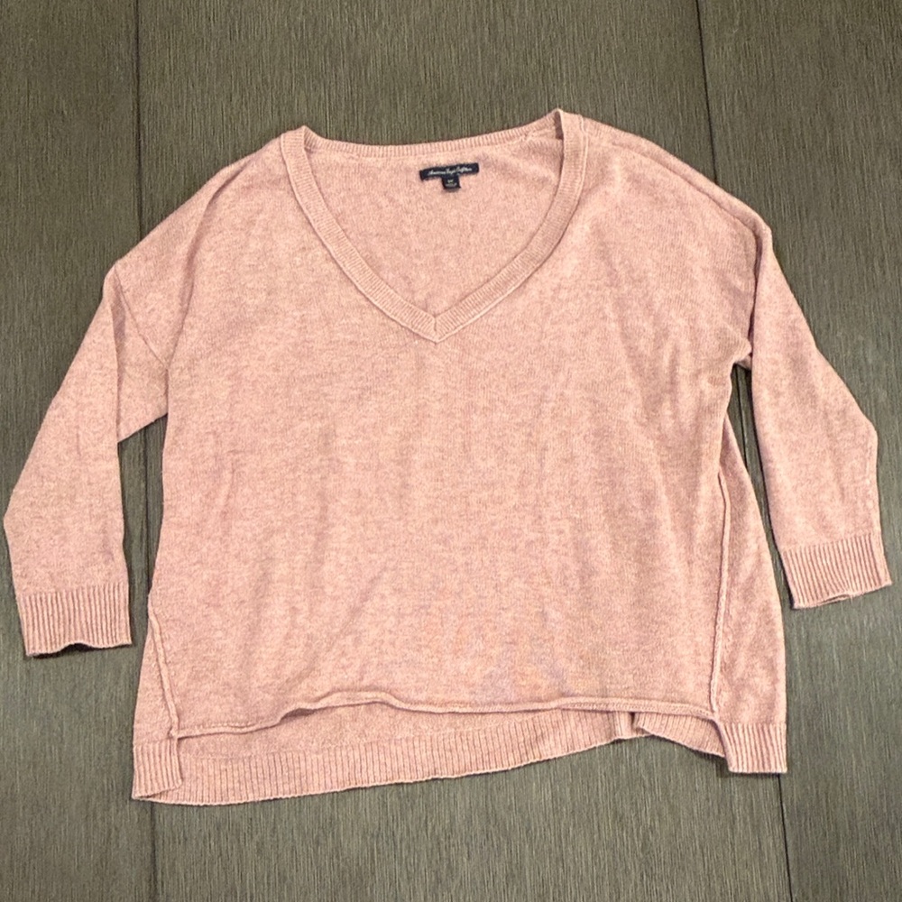 American Eagle Outfitters Pink Scoop V-Neck Sweater size S